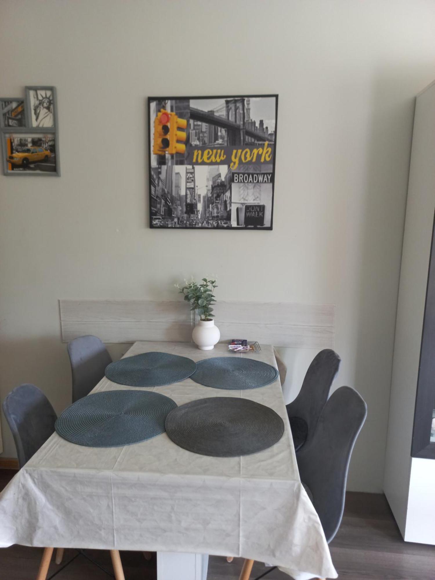 Berik Apartman Печ Екстериор снимка